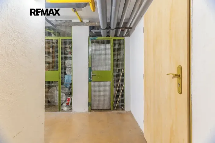 Prodej bytu 2+kk, Praha - Břevnov, Na Petřinách, 41 m2