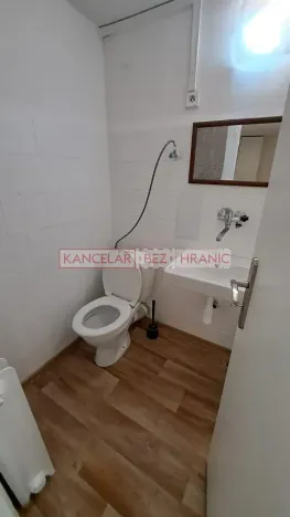 Pronájem pokoje, Zlín, Osvoboditelů, 80 m2