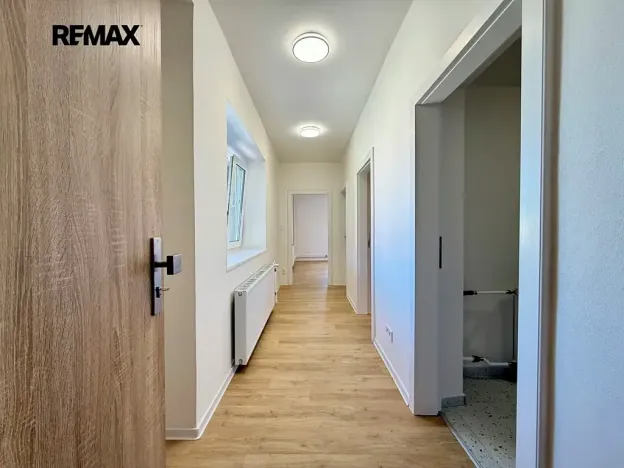 Pronájem bytu 1+1, Ořech, V Chaloupkách, 42 m2