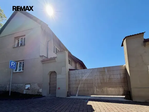 Pronájem bytu 1+1, Ořech, V Chaloupkách, 42 m2