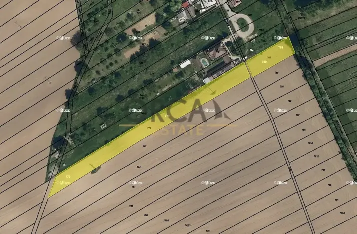 Prodej pole, Moravany, 3323 m2