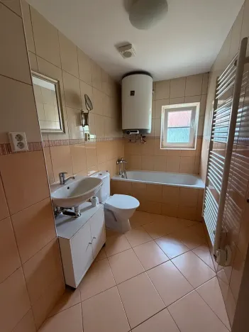 Pronájem bytu 2+1, Horšovský Týn, Smetanovo náměstí, 50 m2