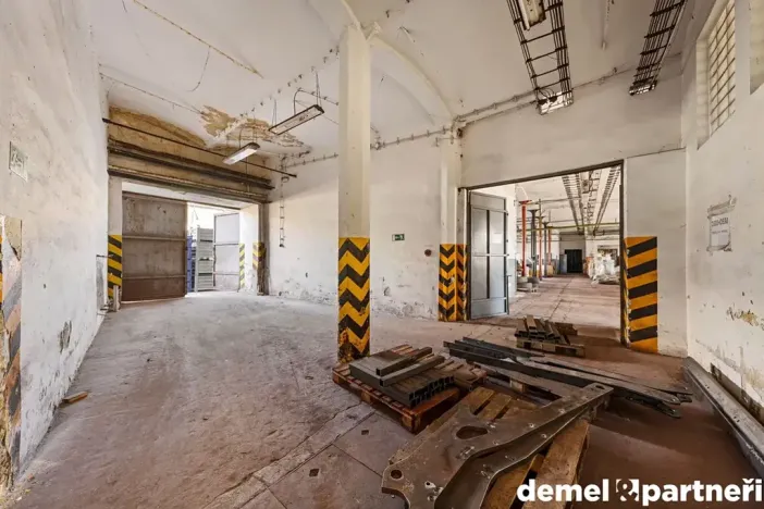 Prodej výrobních prostor, Světlá Hora, 6500 m2