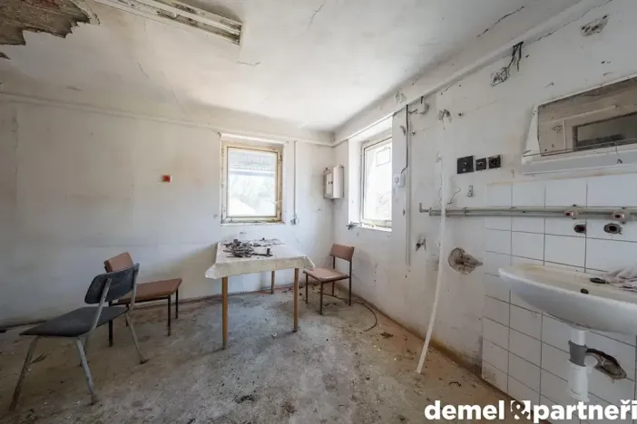 Prodej zemědělského objektu, Korouhev, 1400 m2