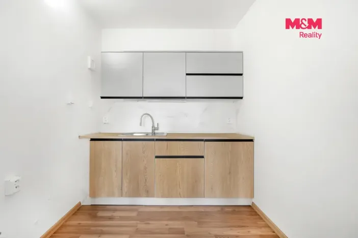 Prodej bytu 2+kk, Kolín - Kolín II, Rimavské Soboty, 43 m2