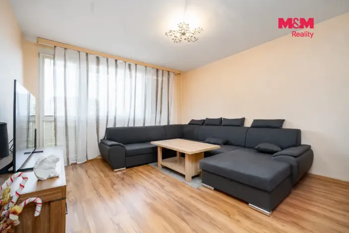 Prodej bytu 3+1, Teplice - Trnovany, U Červeného kostela, 79 m2
