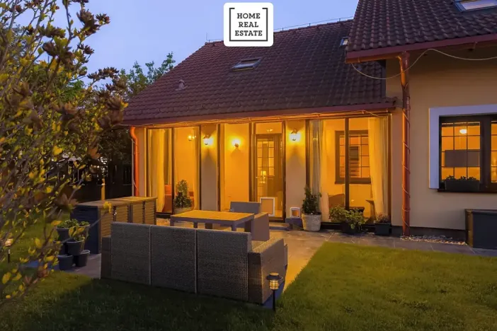 Prodej vily, Praha - Újezd nad Lesy, Dražická, 206 m2