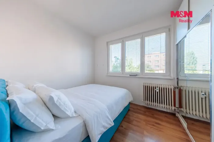 Prodej bytu 3+1, Chodov, Říjnová, 54 m2