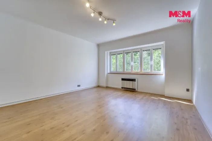 Prodej bytu 2+kk, Praha - Nusle, U družstva Život, 56 m2