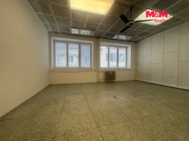 Pronájem kanceláře, Písek - Budějovické Předměstí, Nádražní, 28 m2