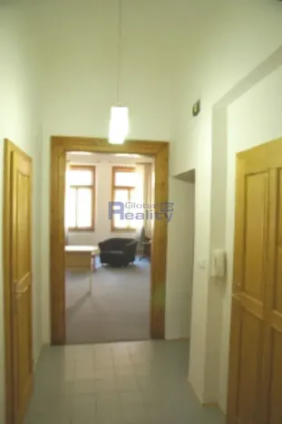 Pronájem bytu 2+kk, Hradec Králové, Tomkova, 48 m2