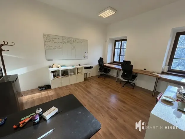 Pronájem kanceláře, Praha - Dolní Počernice, Národních hrdinů, 19 m2