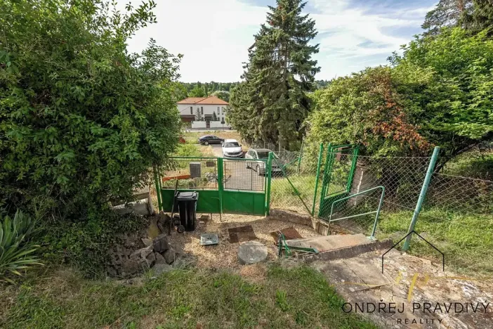 Prodej pozemku pro bydlení, Statenice, K Cihelně, 1601 m2