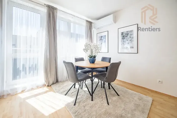 Prodej bytu 3+kk, Praha - Hostavice, U Hostavického potoka, 64 m2