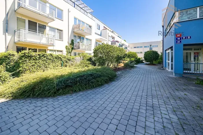 Prodej bytu 3+kk, Praha - Hostavice, U Hostavického potoka, 64 m2