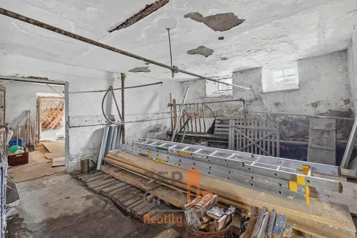 Prodej rodinného domu, Korouhev, 300 m2