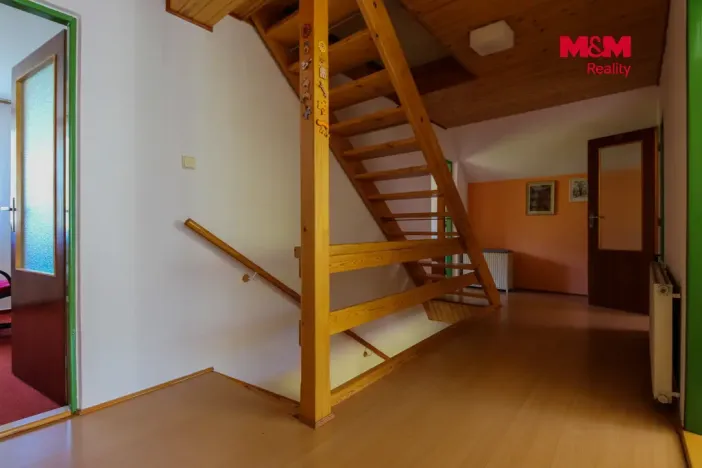 Prodej rodinného domu, Lipová-lázně, 233 m2