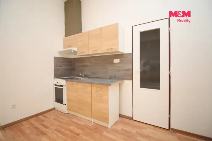 Pronájem bytu 2+kk, Trutnov - Střední Předměstí, Horská, 45 m2