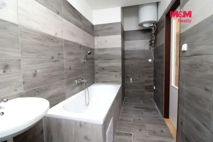 Pronájem bytu 2+kk, Trutnov - Střední Předměstí, Horská, 45 m2