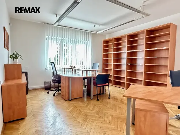 Pronájem kanceláře, Praha - Krč, Hornokrčská, 120 m2