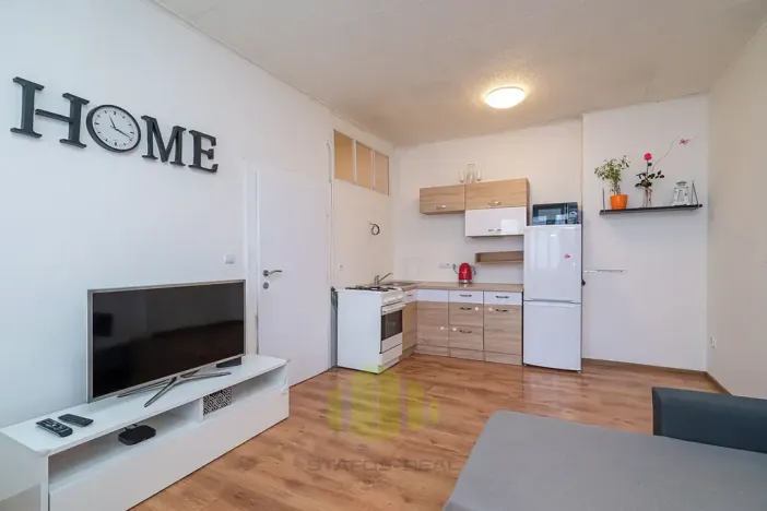 Pronájem bytu 2+kk, Olomouc, Charkovská, 48 m2