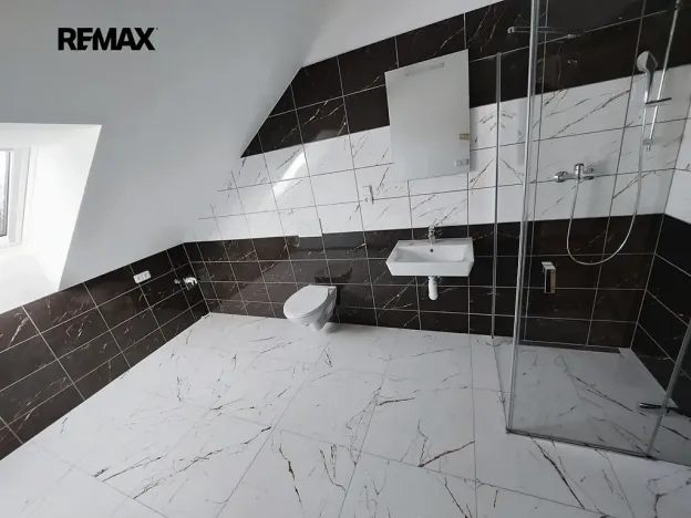 Pronájem bytu 3+kk, Komořany, 96 m2