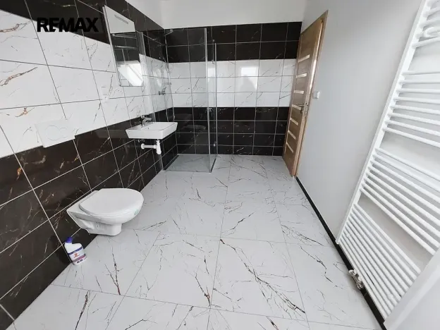 Pronájem bytu 3+kk, Komořany, 96 m2