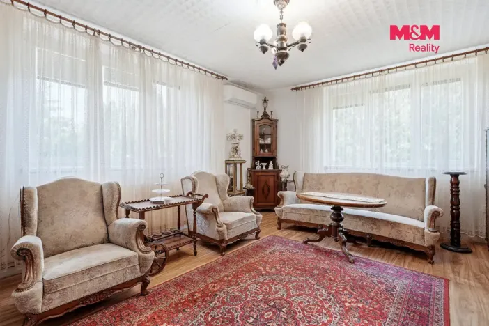 Prodej rodinného domu, Kněžmost - Koprník, 250 m2
