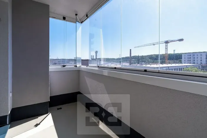 Pronájem bytu 1+kk, Praha - Vysočany, Poděbradská, 32 m2