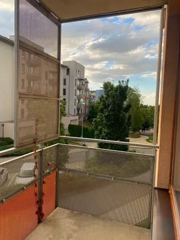 Pronájem bytu 3+kk, Praha - Černý Most, Bergmanova, 56 m2