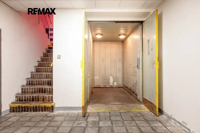 Pronájem skladu, Rudná, Masarykova, 1270 m2