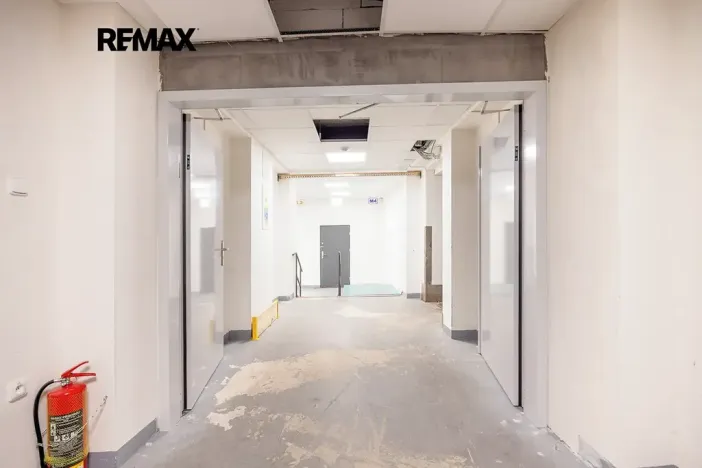 Pronájem skladu, Rudná, Masarykova, 1270 m2
