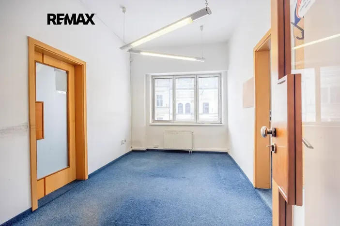 Pronájem skladu, Rudná, Masarykova, 1270 m2
