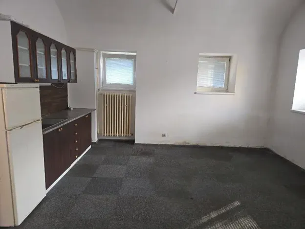 Pronájem skladu, Liberec, Košická, 79 m2