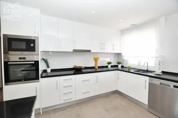 Prodej rodinného domu, San Miguel de Salinas, Alicante, Španělsko, 73 m2