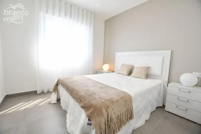 Prodej rodinného domu, San Miguel de Salinas, Alicante, Španělsko, 73 m2