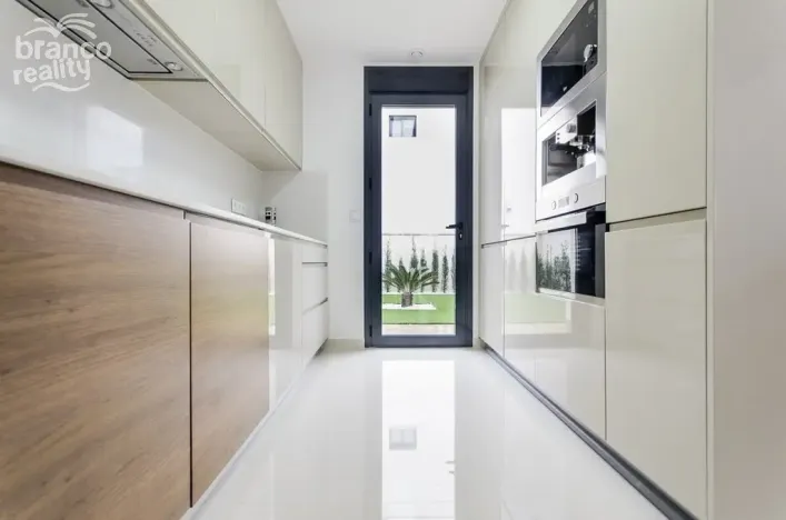 Prodej rodinného domu, San Miguel de Salinas, Alicante, Španělsko, 135 m2