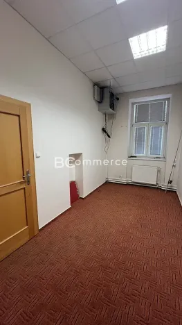 Pronájem výrobních prostor, Brno, 698 m2