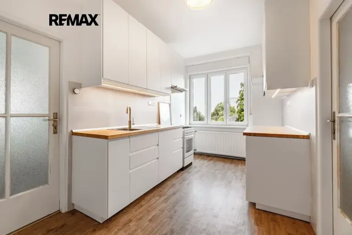 Pronájem bytu 2+kk, Praha - Dejvice, Na Špitálce, 55 m2