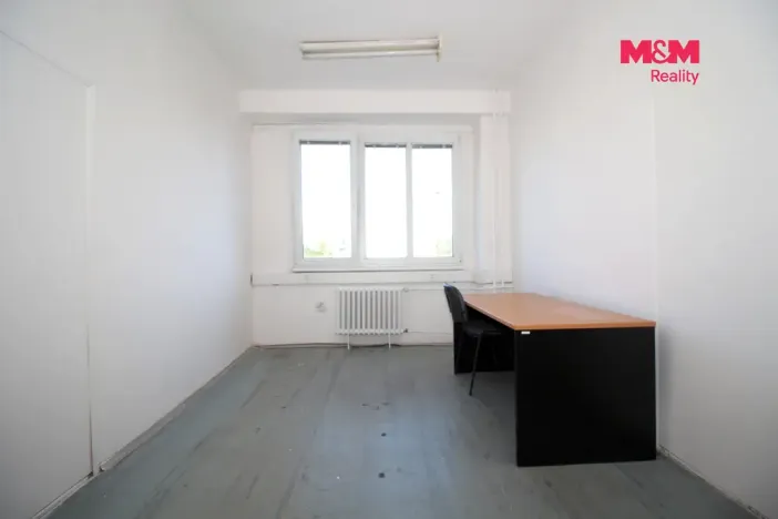 Pronájem kanceláře, Hradec Králové - Nový Hradec Králové, Brněnská, 19 m2