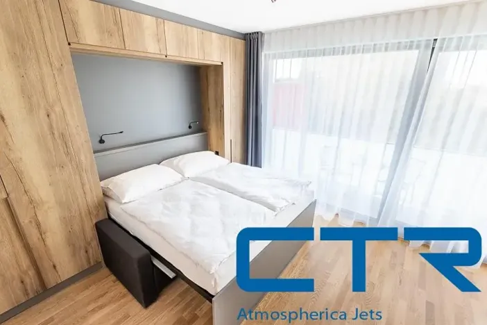 Pronájem bytu 1+kk, Praha - Žižkov, Seifertova, 32 m2
