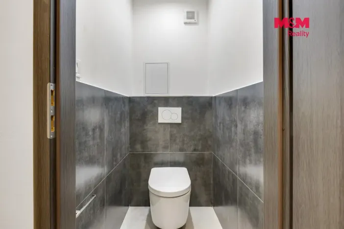 Prodej bytu 3+kk, Králův Dvůr, Pod Hájem, 76 m2