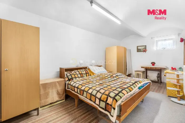 Prodej rodinného domu, Spomyšl, 350 m2