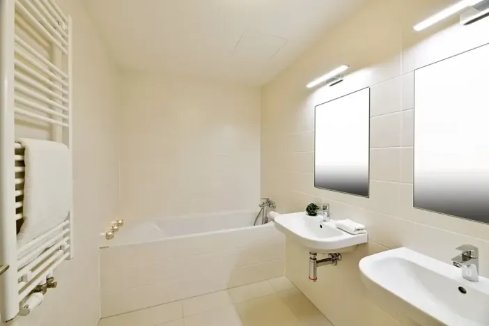 Pronájem bytu 3+kk, Praha - Karlín, U Mlýnského kanálu, 82 m2