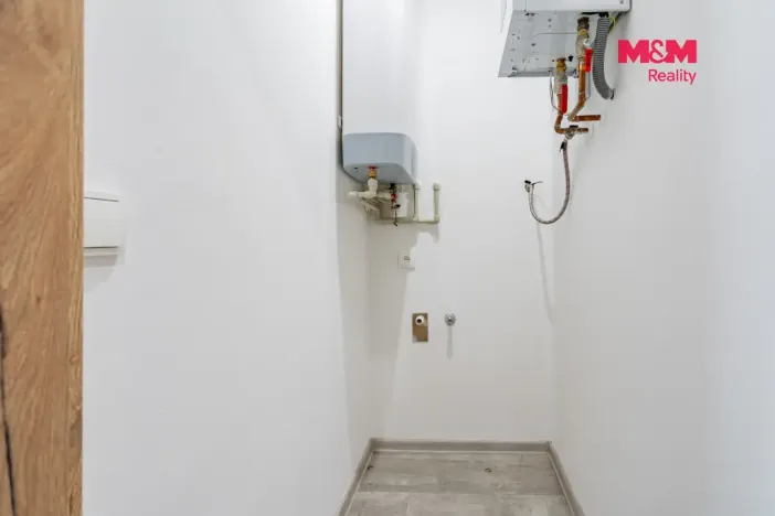 Prodej bytu 2+kk, Třeboň - Holičky, 42 m2