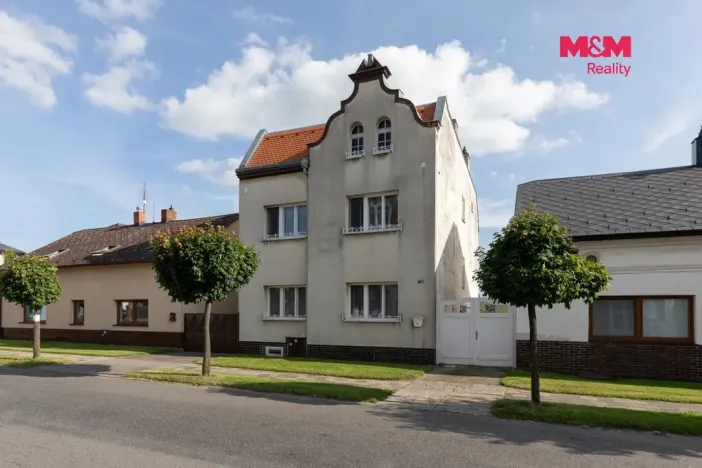 Prodej činžovního domu, Kravaře, 180 m2