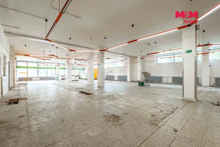 Prodej obchodního prostoru, Český Těšín, Slezská, 900 m2