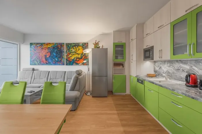 Prodej bytu 2+kk, Loučná pod Klínovcem, 61 m2