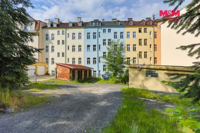 Pronájem bytu 3+1, Karlovy Vary, Škroupova, 96 m2
