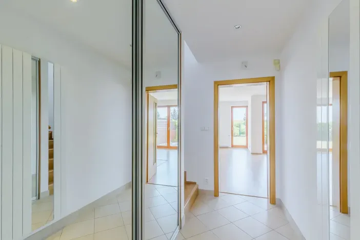 Prodej rodinného domu, Praha - Pitkovice, Lošáková, 162 m2
